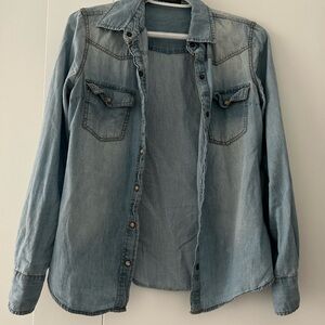 Suzy Shier Light Blue Denim Button-Down Shirt